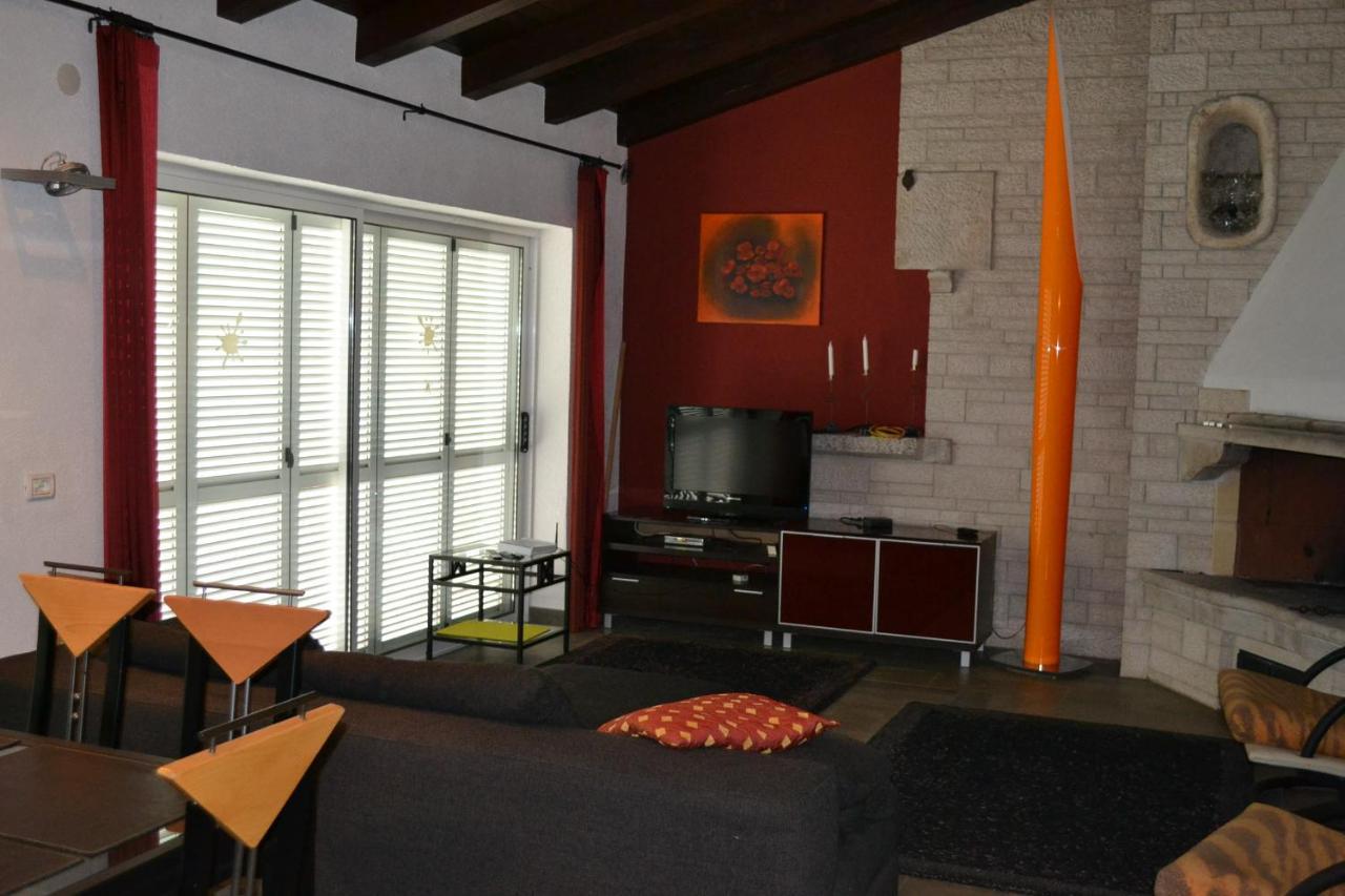 Villa Edward Premantura Extérieur photo